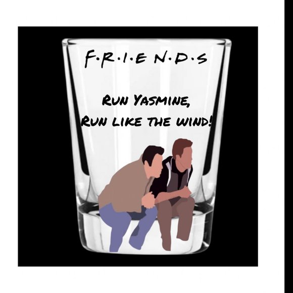 TV FRIENDS Shot Glass/Gift Box set of 6! - Picture 3 of 12